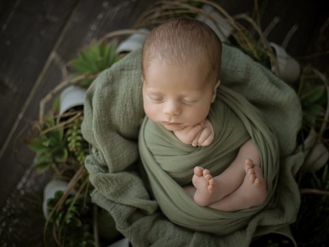The Magic of Natural Light in Newborn Photography